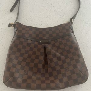 Louis Vuitton Crossbody